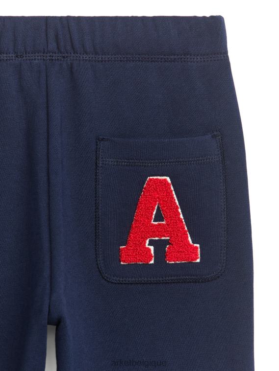 ARKET pantalons de survêtement universitaires enfants bleu foncé T46DR1581 vêtements