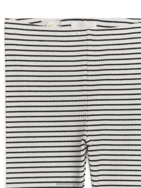 ARKET short cycliste côtelé enfants blanc cassé/noir T46DR1552 vêtements