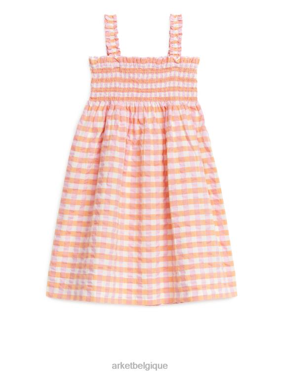 ARKET robe smockée en seersucker enfants orange/à carreaux T46DR1376 vêtements