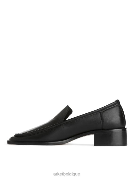 ARKET mocassins en cuir à bout carré femmes noir T46DR689 chaussure