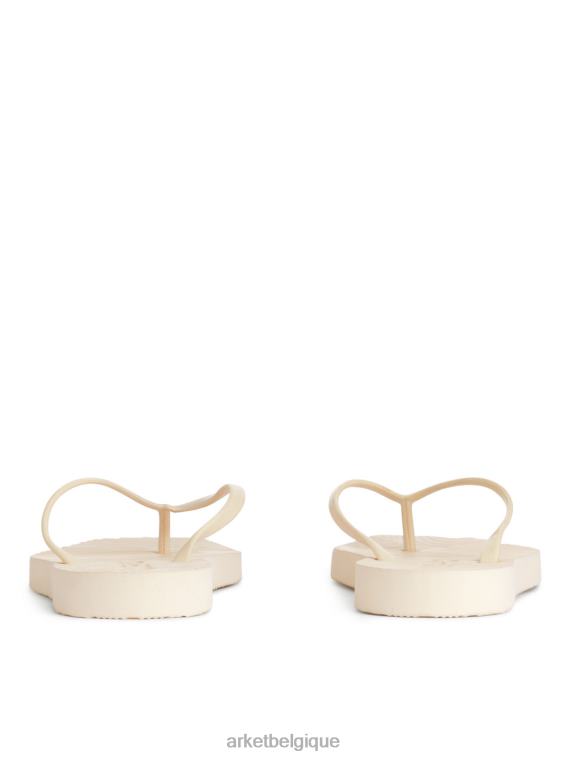 ARKET tongs fuselées femmes Lait de poule T46DR708 chaussure
