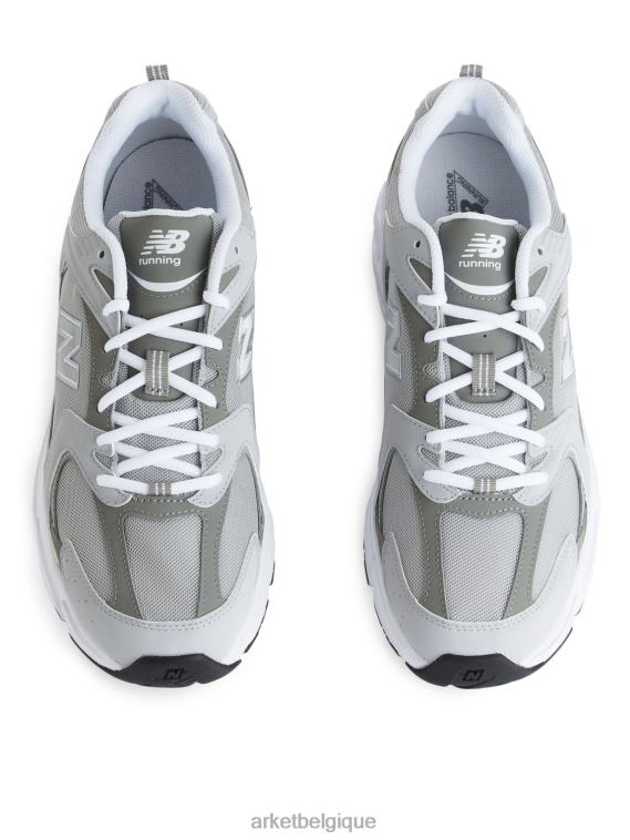 ARKET baskets new balance 530 Hommes gris blanc T46DR1252 chaussure