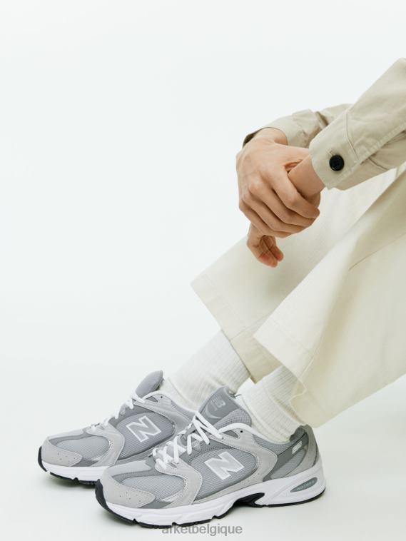 ARKET baskets new balance 530 Hommes gris blanc T46DR1252 chaussure
