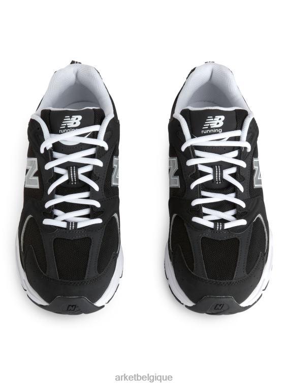 ARKET baskets new balance 530 Hommes noir blanc T46DR1253 chaussure