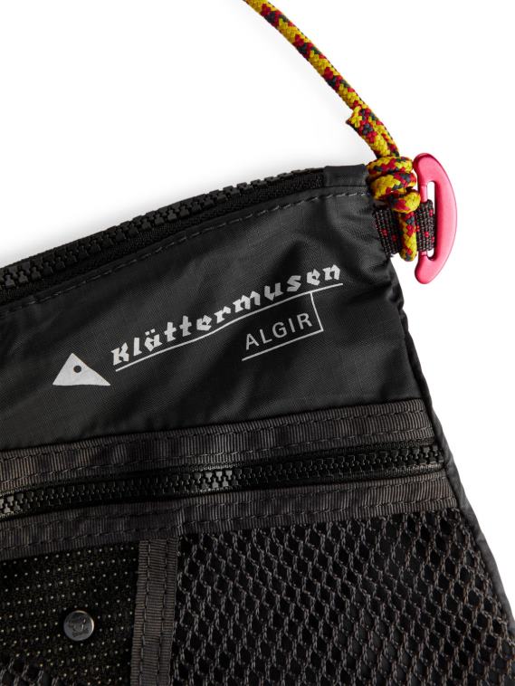 ARKET sac d'accessoires klatermusen algir unisexe noir T46DR1199 Sacs